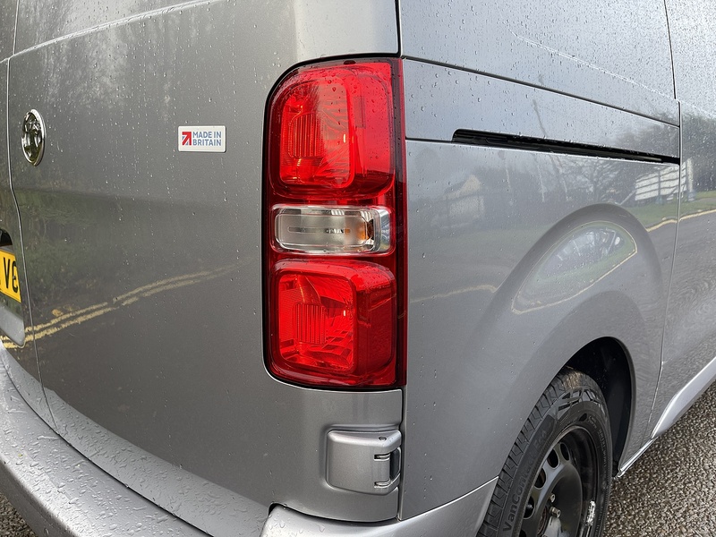 Vauxhall Vivaro 1.5 Turbo D 2700 Sportive L1 H1 Euro 6 (s/s) 6dr - U502