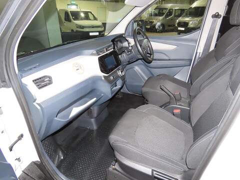 MAXUS eDeliver 3 50.23kWh Auto FWD L1 5dr - U503