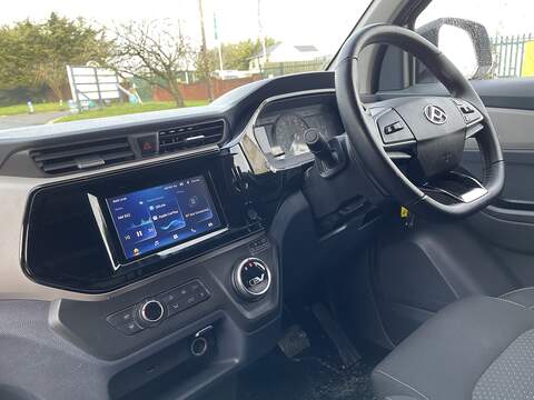 MAXUS eDeliver 3 50.23kWh Auto FWD L1 5dr - U503