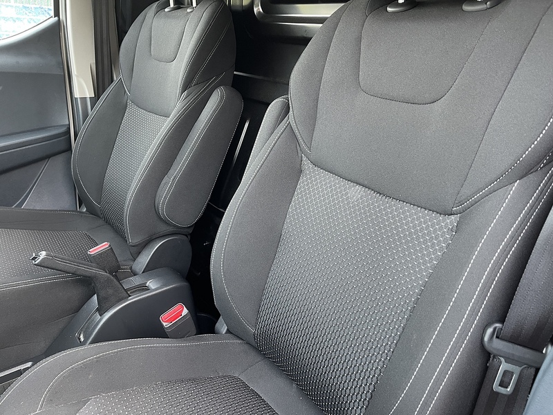 MAXUS eDeliver 3 50.23kWh Auto FWD L1 5dr - U503