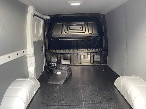 MAXUS eDeliver 3 50.23kWh Auto FWD L1 5dr - U503