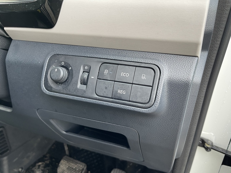 MAXUS eDeliver 3 50.23kWh Auto FWD L1 5dr - U503