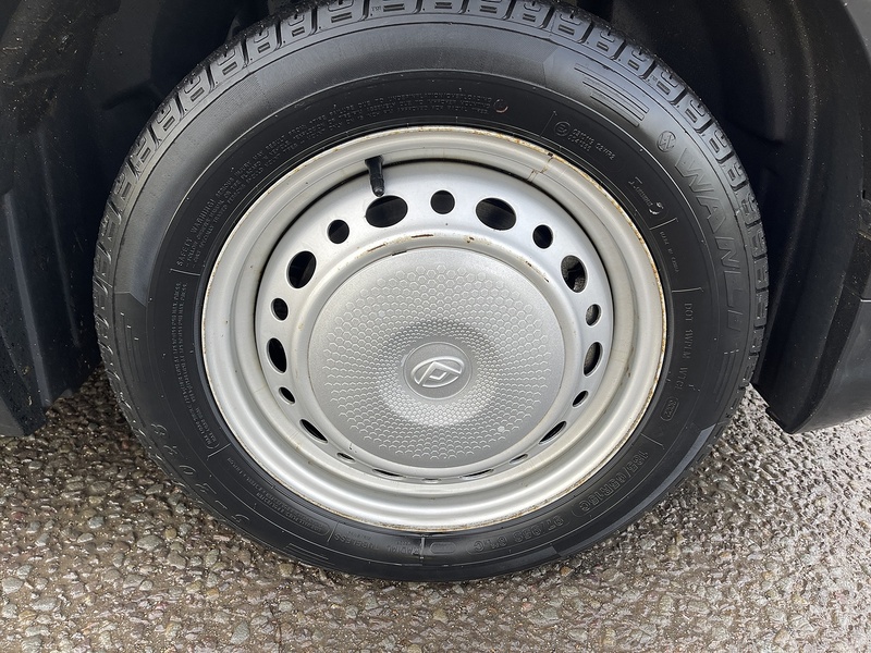 MAXUS eDeliver 3 50.23kWh Auto FWD L1 5dr - U503