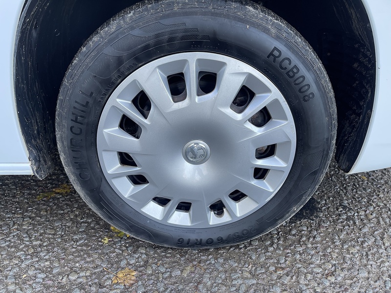 Vauxhall Combo 1.6 Turbo D 2300 Sportive L1 H1 Euro 6 (s/s) 4dr - U504