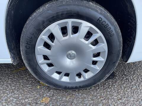 Vauxhall Combo 1.6 Turbo D 2300 Sportive L1 H1 Euro 6 (s/s) 4dr - U504