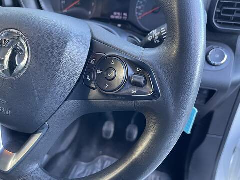 Vauxhall Combo 1.6 Turbo D 2300 Sportive L1 H1 Euro 6 (s/s) 4dr - U504