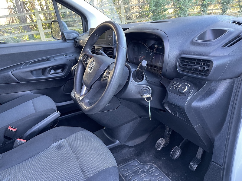 Vauxhall Combo 1.6 Turbo D 2300 Sportive L1 H1 Euro 6 (s/s) 4dr - U504