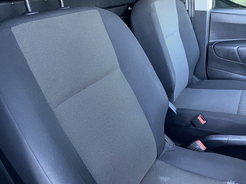 Vauxhall Combo 1.6 Turbo D 2300 Sportive L1 H1 Euro 6 (s/s) 4dr - U504