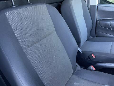 Vauxhall Combo 1.6 Turbo D 2300 Sportive L1 H1 Euro 6 (s/s) 4dr - U504