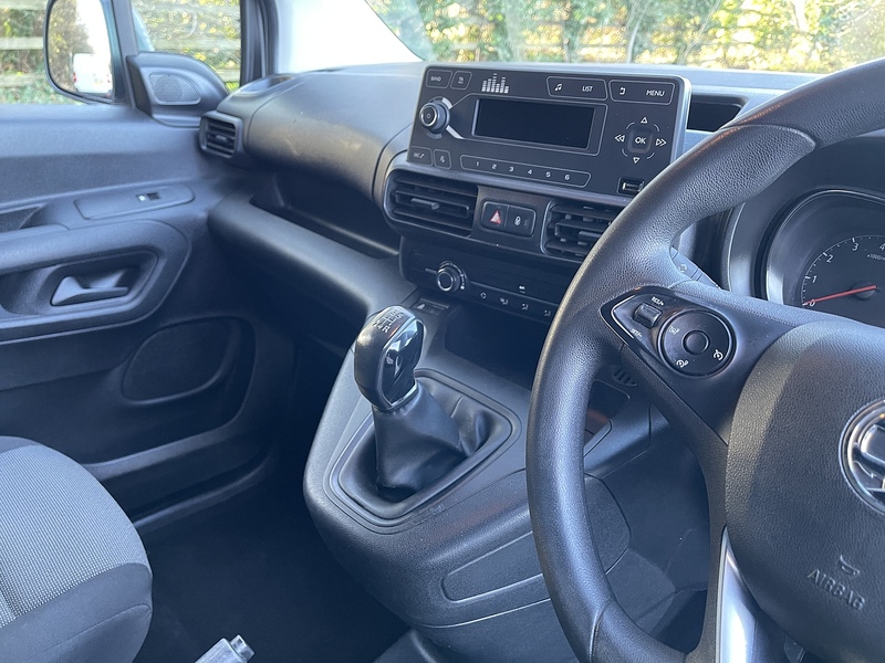 Vauxhall Combo 1.6 Turbo D 2300 Sportive L1 H1 Euro 6 (s/s) 4dr - U504