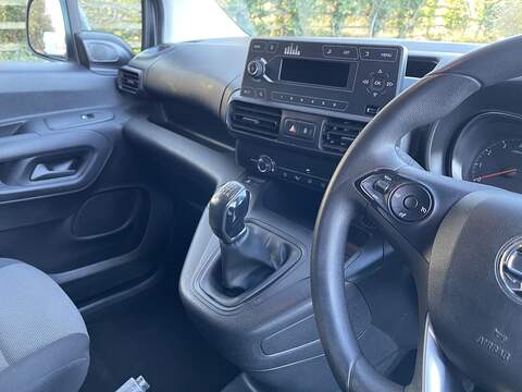 Vauxhall Combo 1.6 Turbo D 2300 Sportive L1 H1 Euro 6 (s/s) 4dr - U504