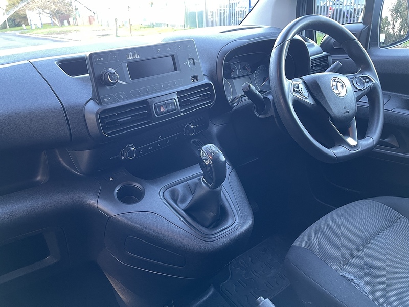 Vauxhall Combo 1.6 Turbo D 2300 Sportive L1 H1 Euro 6 (s/s) 4dr - U504