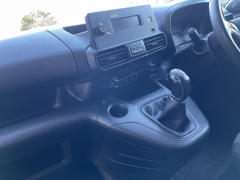 Vauxhall Combo 1.6 Turbo D 2300 Sportive L1 H1 Euro 6 (s/s) 4dr - U504