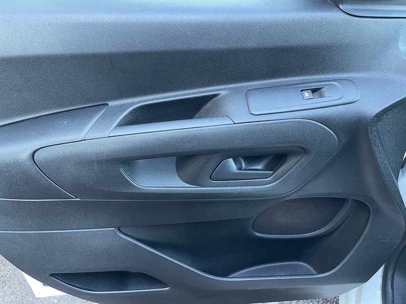 Vauxhall Combo 1.6 Turbo D 2300 Sportive L1 H1 Euro 6 (s/s) 4dr - U504