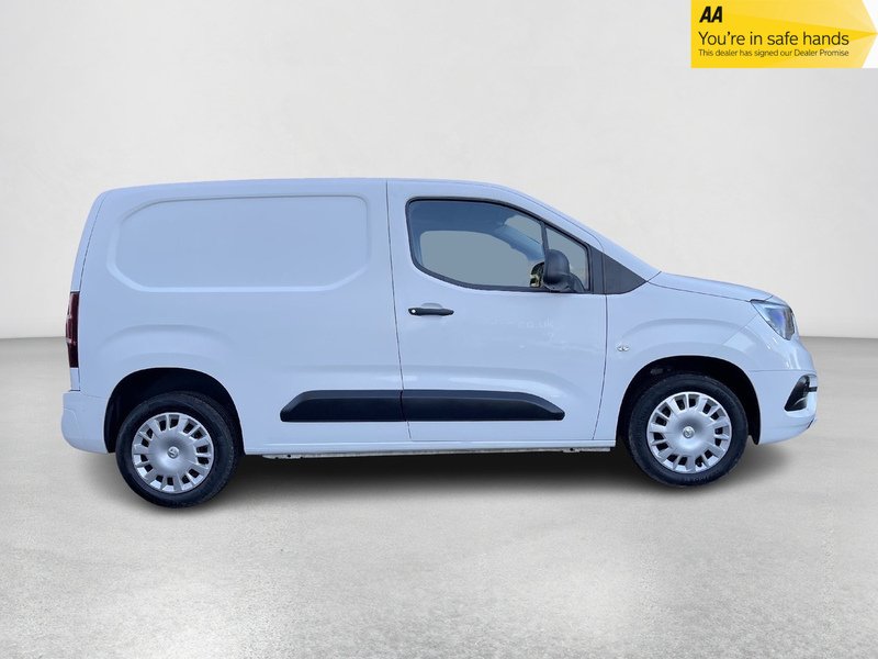 Vauxhall Combo 1.6 Turbo D 2300 Sportive L1 H1 Euro 6 (s/s) 4dr - U504