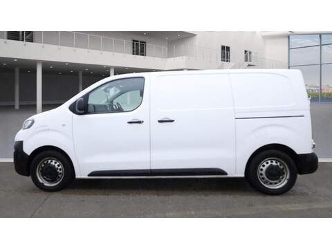 Peugeot e-Expert e 1200 75kWh Professional Standard Panel Van Auto MWB 6dr - U507