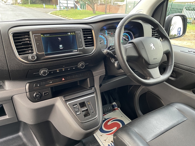 Peugeot e-Expert e 1200 75kWh Professional Standard Panel Van Auto MWB 6dr - U507