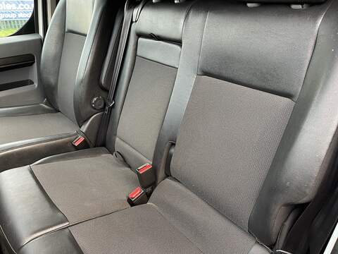 Peugeot e-Expert e 1200 75kWh Professional Standard Panel Van Auto MWB 6dr - U507