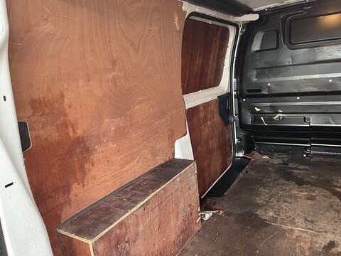 Peugeot e-Expert e 1200 75kWh Professional Standard Panel Van Auto MWB 6dr - U507