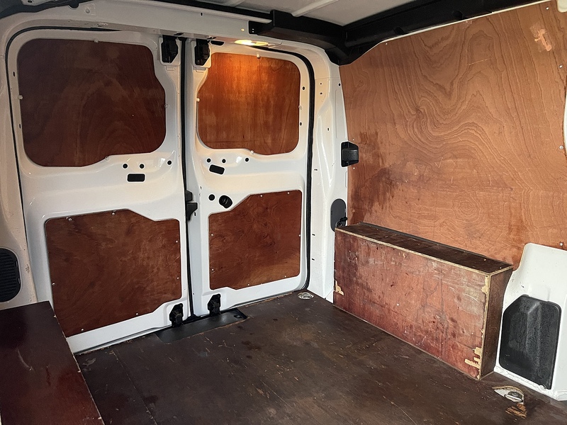 Peugeot e-Expert e 1200 75kWh Professional Standard Panel Van Auto MWB 6dr - U507