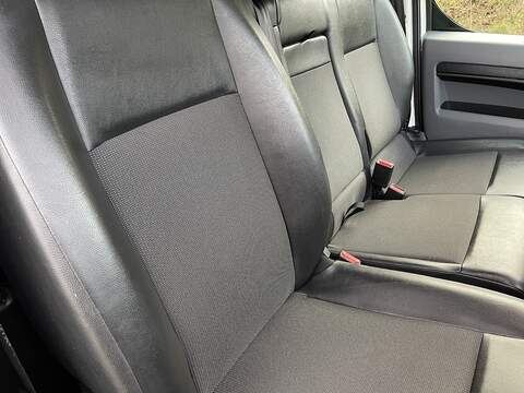 Peugeot e-Expert e 1200 75kWh Professional Standard Panel Van Auto MWB 6dr - U507