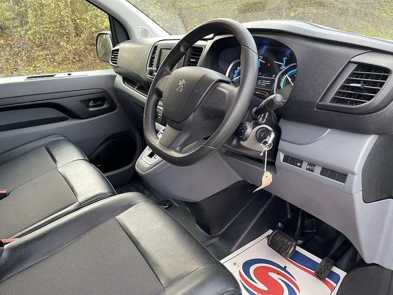 Peugeot e-Expert e 1200 75kWh Professional Standard Panel Van Auto MWB 6dr - U507