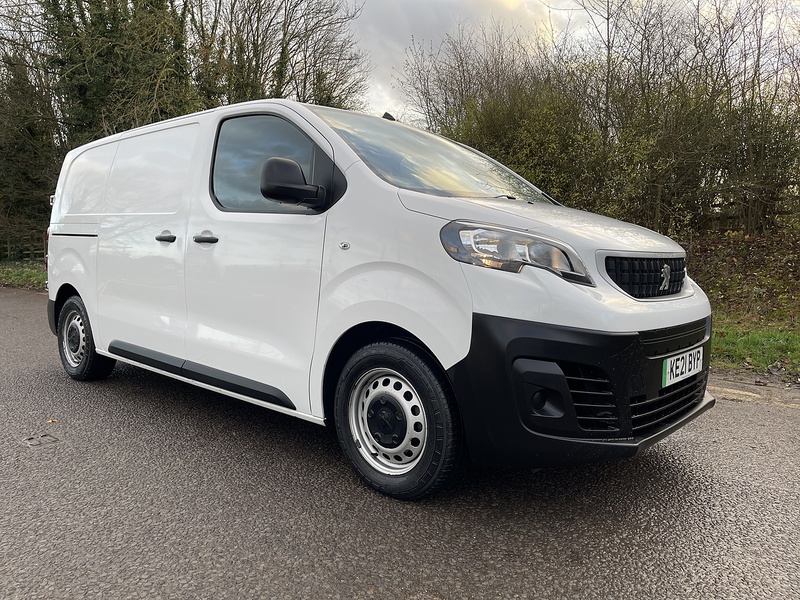 Peugeot e-Expert e 1200 75kWh Professional Standard Panel Van Auto MWB 6dr - U507