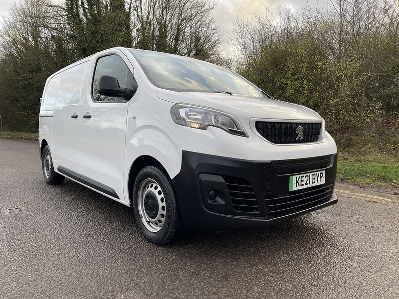 Peugeot e-Expert e 1200 75kWh Professional Standard Panel Van Auto MWB 6dr - U507