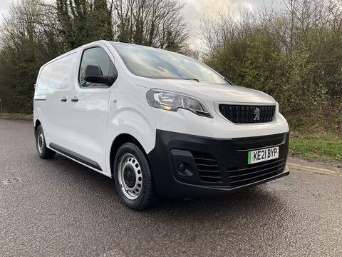 Peugeot e-Expert e 1200 75kWh Professional Standard Panel Van Auto MWB 6dr - U507
