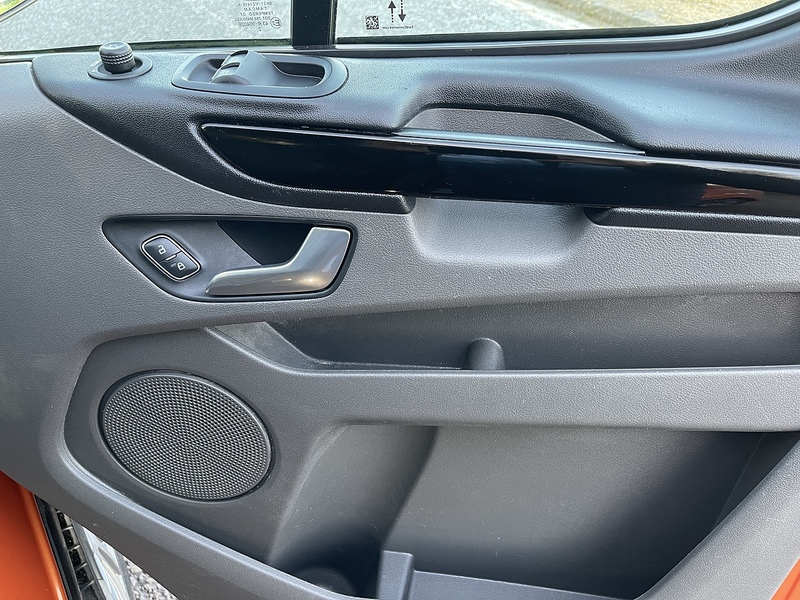 Ford Transit Custom 2.0 320 EcoBlue MS-RT Crew Van Double Cab 5dr Diesel Auto L1 H1 Euro 6 (s/s) (170 ps) - U510