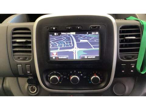 Renault Trafic 2.0 dCi ENERGY 30 Business SWB Standard Roof Euro 6 (s/s) 5dr - U516