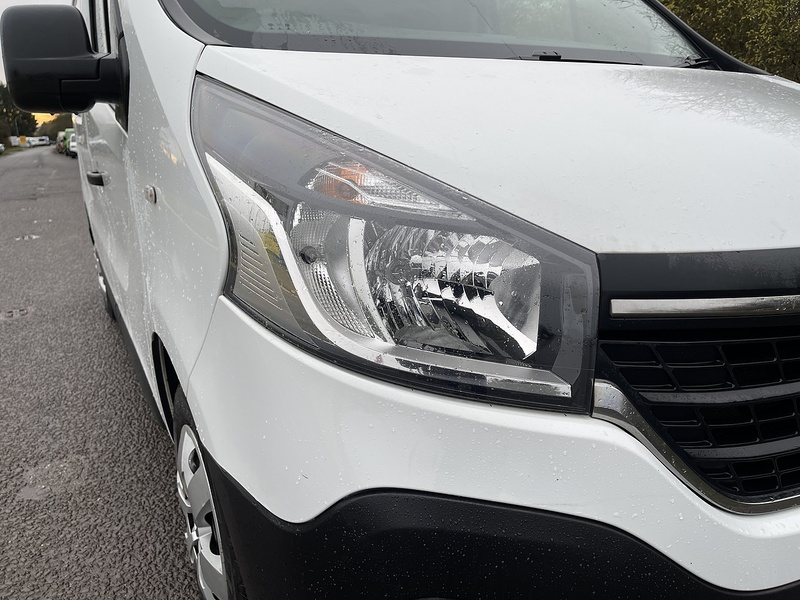 Renault Trafic 2.0 dCi ENERGY 30 Business SWB Standard Roof Euro 6 (s/s) 5dr - U516
