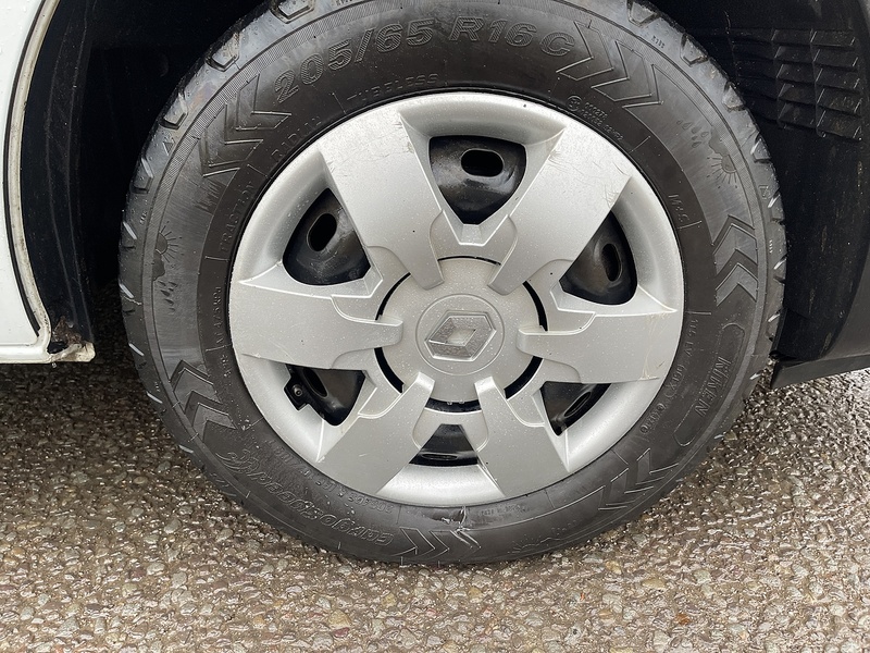 Renault Trafic 2.0 dCi ENERGY 30 Business SWB Standard Roof Euro 6 (s/s) 5dr - U516