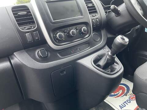 Renault Trafic 2.0 dCi ENERGY 30 Business SWB Standard Roof Euro 6 (s/s) 5dr - U516