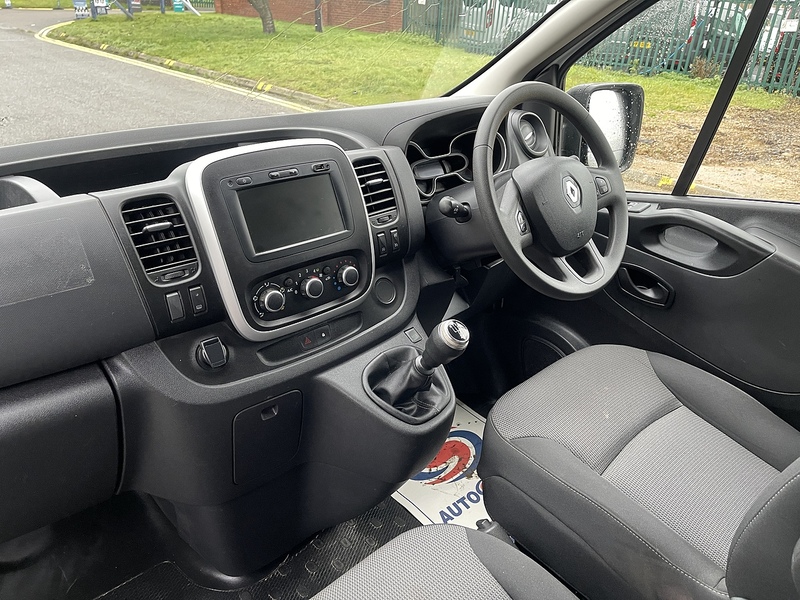 Renault Trafic 2.0 dCi ENERGY 30 Business SWB Standard Roof Euro 6 (s/s) 5dr - U516