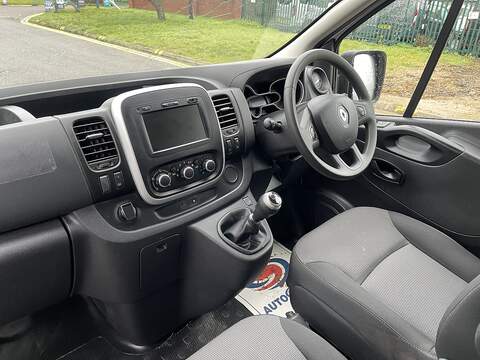 Renault Trafic 2.0 dCi ENERGY 30 Business SWB Standard Roof Euro 6 (s/s) 5dr - U516