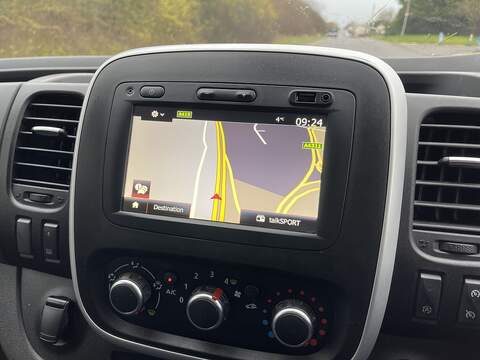 Renault Trafic 2.0 dCi ENERGY 30 Business SWB Standard Roof Euro 6 (s/s) 5dr - U516