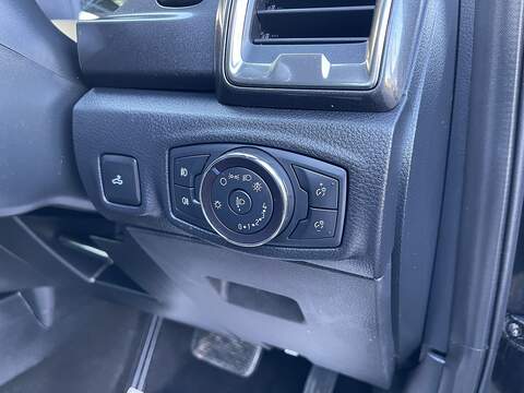 Ford Ranger 2.0 EcoBlue Wildtrak Auto 4WD Euro 6 (s/s) 4dr - U517