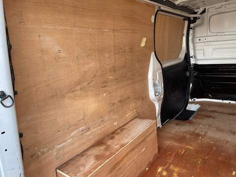 Renault Trafic 2.0 dCi Blue LL30 Business L2 H1 Euro 6 (s/s) 5dr - U518