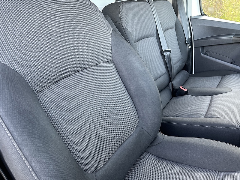 Renault Trafic 2.0 dCi Blue LL30 Business L2 H1 Euro 6 (s/s) 5dr - U518