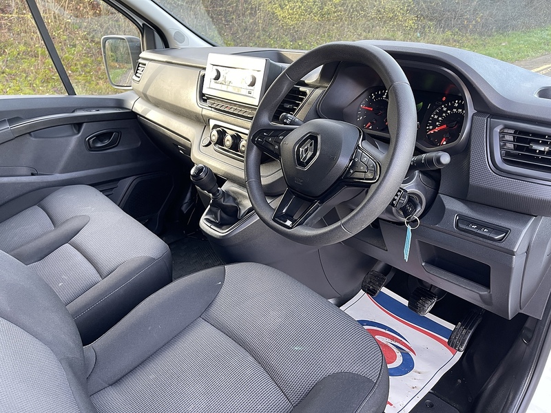 Renault Trafic 2.0 dCi Blue LL30 Business L2 H1 Euro 6 (s/s) 5dr - U518