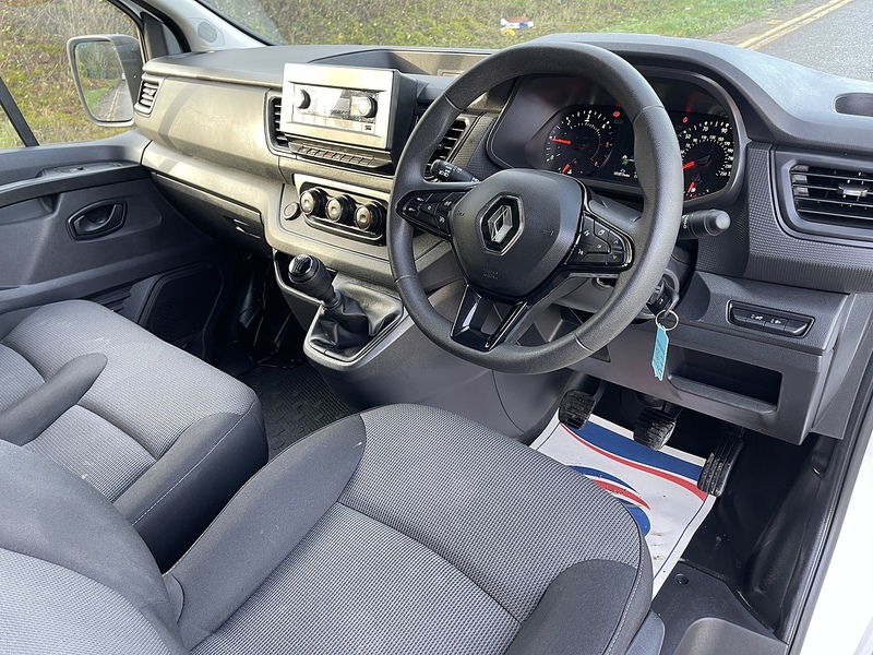 Renault Trafic 2.0 dCi Blue LL30 Business L2 H1 Euro 6 (s/s) 5dr - U518