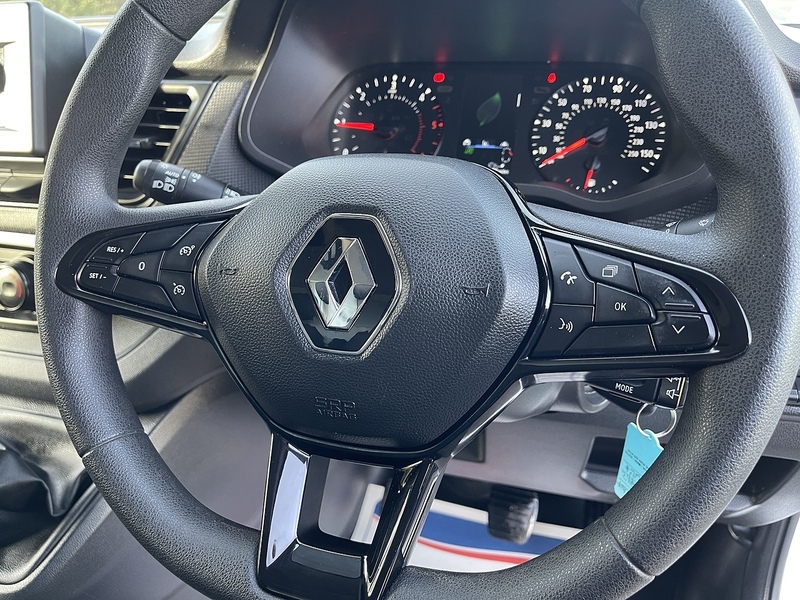 Renault Trafic 2.0 dCi Blue LL30 Business L2 H1 Euro 6 (s/s) 5dr - U518