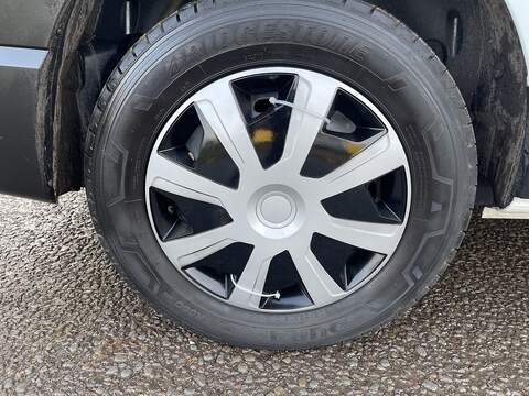 Renault Trafic 2.0 dCi Blue LL30 Business L2 H1 Euro 6 (s/s) 5dr - U518