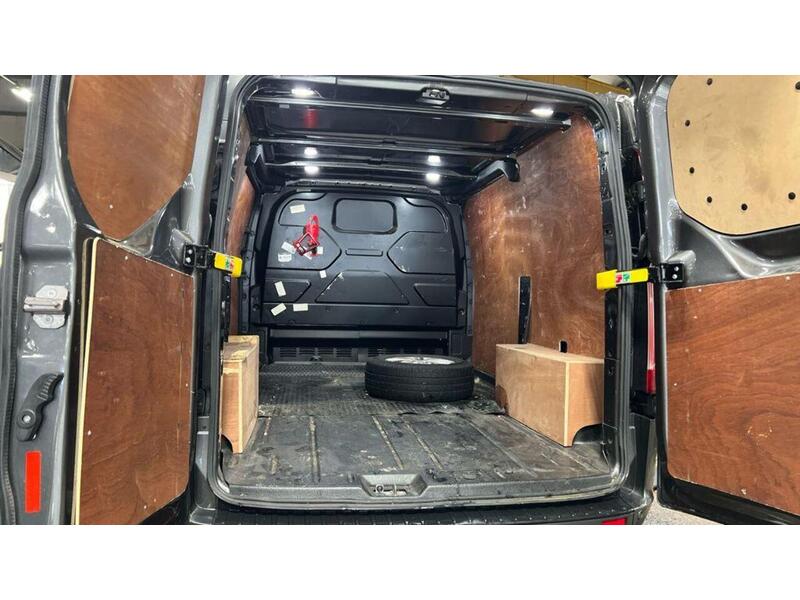 Ford Transit Custom Transit Custom Limited Panel Van 1 Automatic Diesel - U525