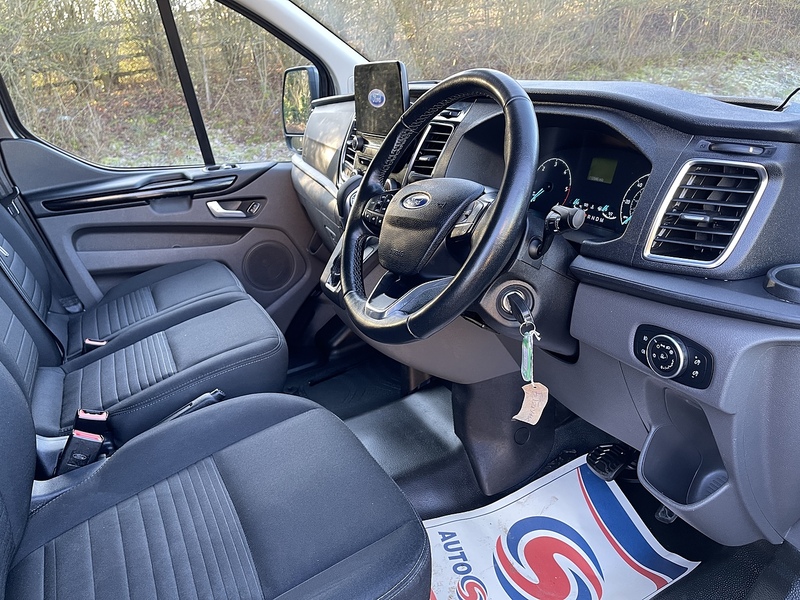 Ford Transit Custom Transit Custom Limited Panel Van 1 Automatic Diesel - U525