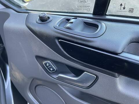 Ford Transit Custom Transit Custom Limited Panel Van 1 Automatic Diesel - U525