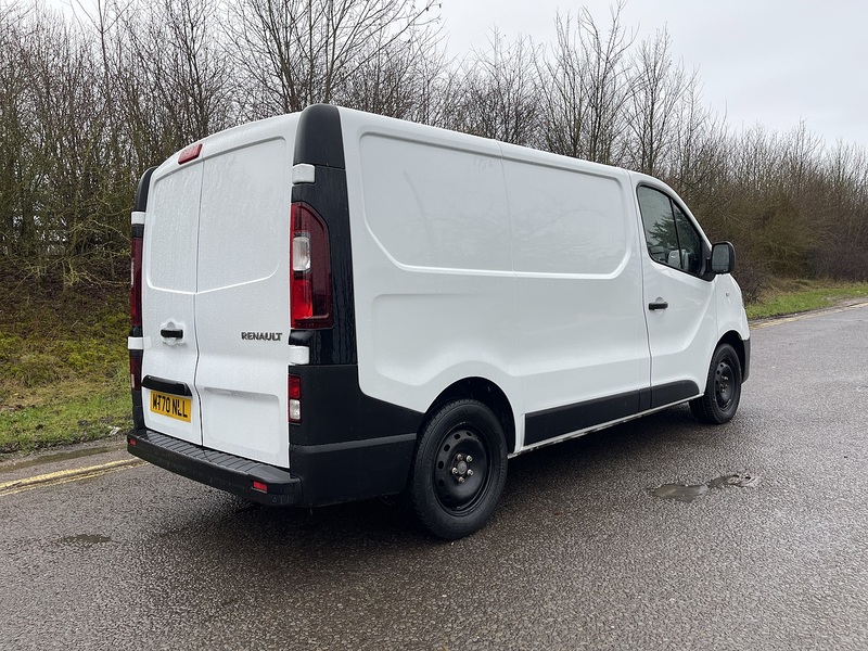 Renault Trafic 2.0 dCi ENERGY 30 Business SWB Standard Roof Euro 6 (s/s) 5dr - U526