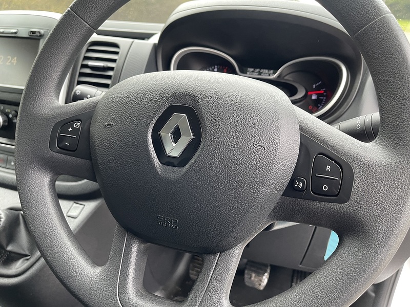 Renault Trafic 2.0 dCi ENERGY 30 Business SWB Standard Roof Euro 6 (s/s) 5dr - U526