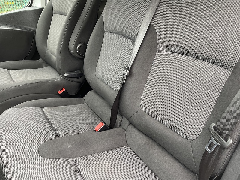 Renault Trafic 2.0 dCi ENERGY 30 Business SWB Standard Roof Euro 6 (s/s) 5dr - U526